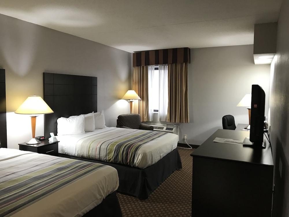 Country Inn & Suites By Radisson, Indianapolis East, In Exterior photo