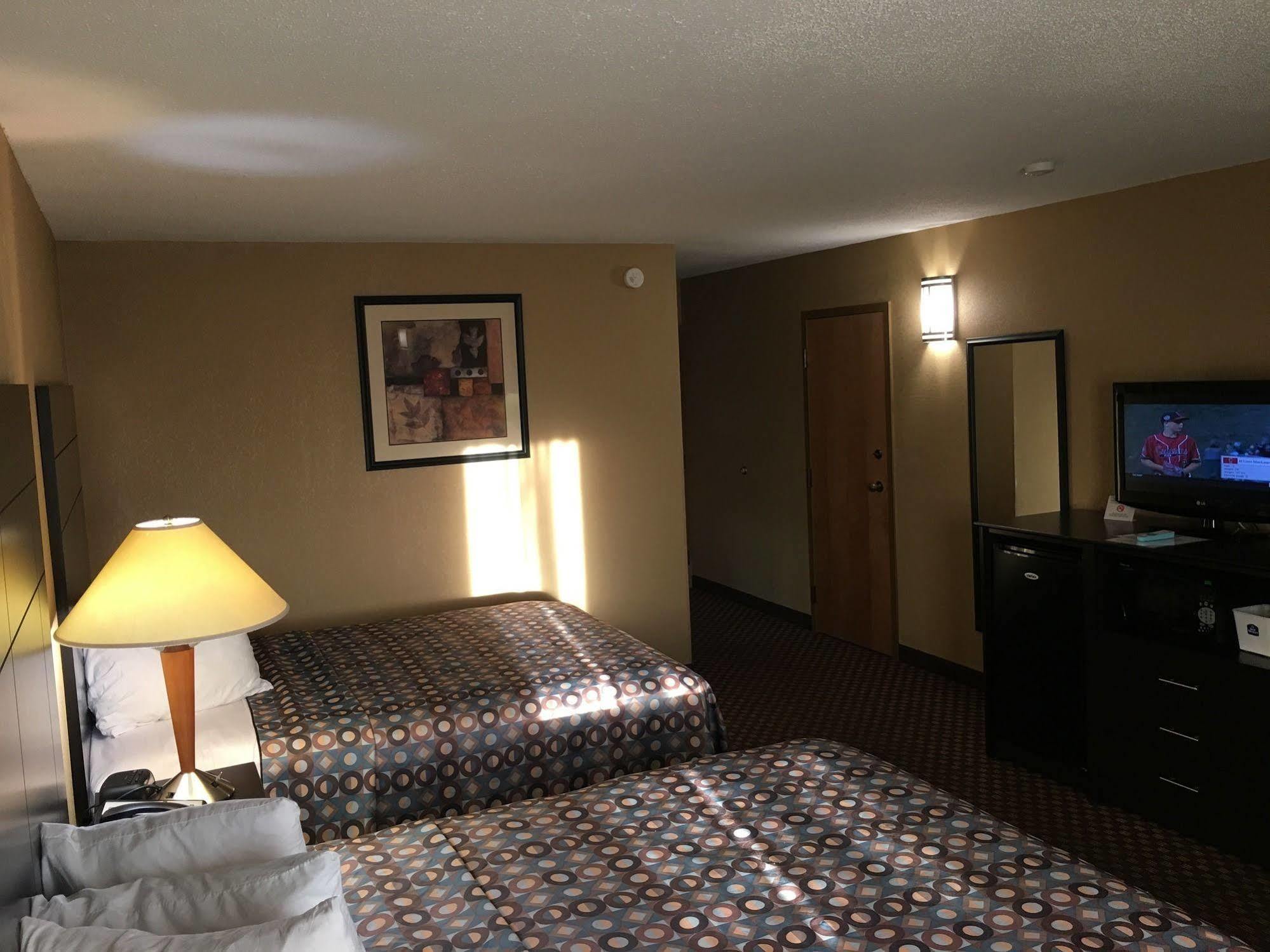 Country Inn & Suites By Radisson, Indianapolis East, In Exterior photo